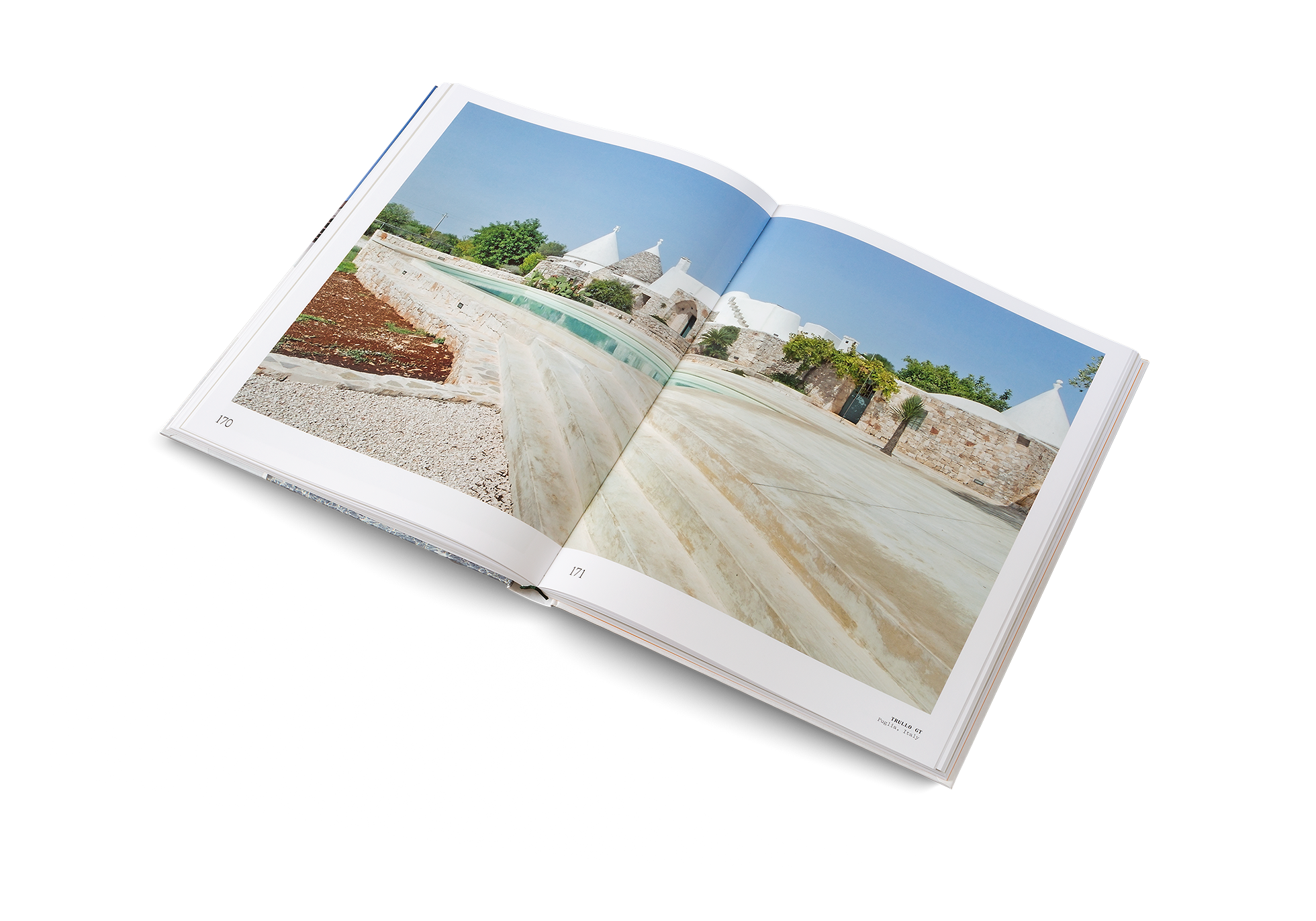 The Mediterranean Home − Residential Architecture and Interiors with a Southern Touch DIE GESTALTEN VERLAG UK LTD