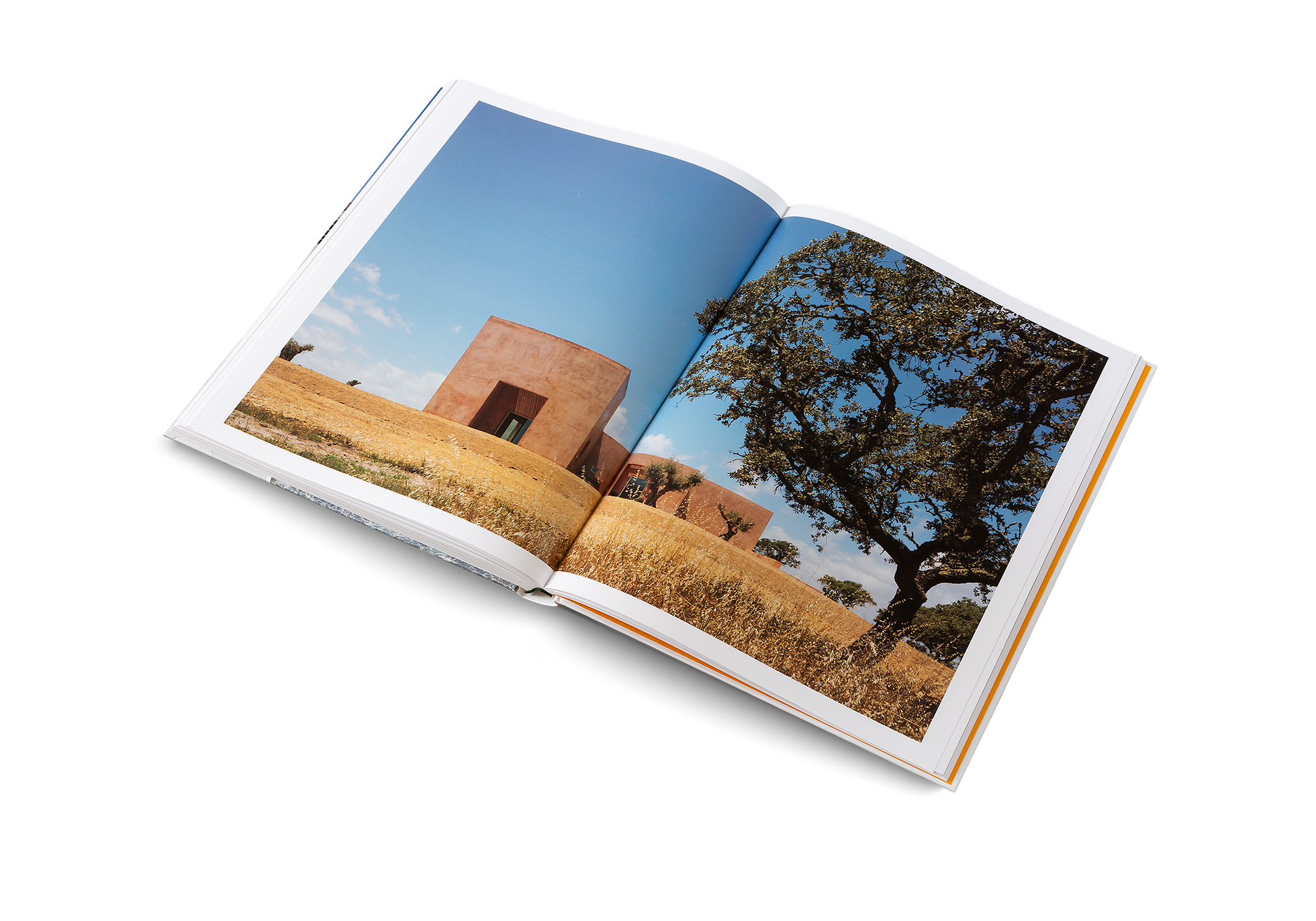 The Mediterranean Home − Residential Architecture and Interiors with a Southern Touch DIE GESTALTEN VERLAG UK LTD