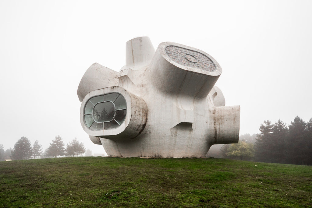 Concrete, mon amour − The Raw Imprint of Modernism DIE GESTALTEN VERLAG UK LTD
