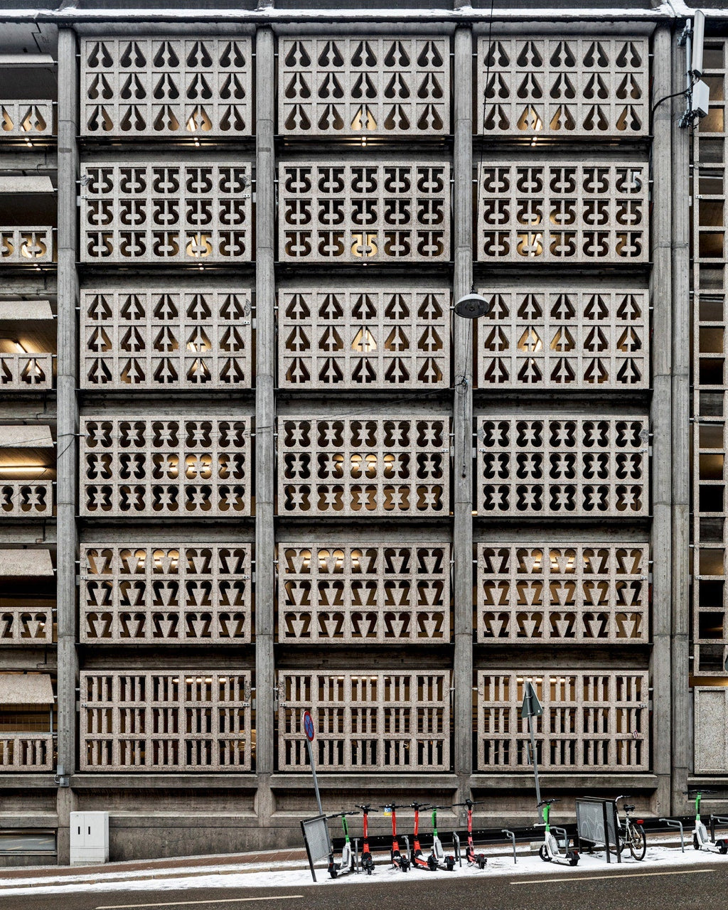 Concrete, mon amour − The Raw Imprint of Modernism DIE GESTALTEN VERLAG UK LTD
