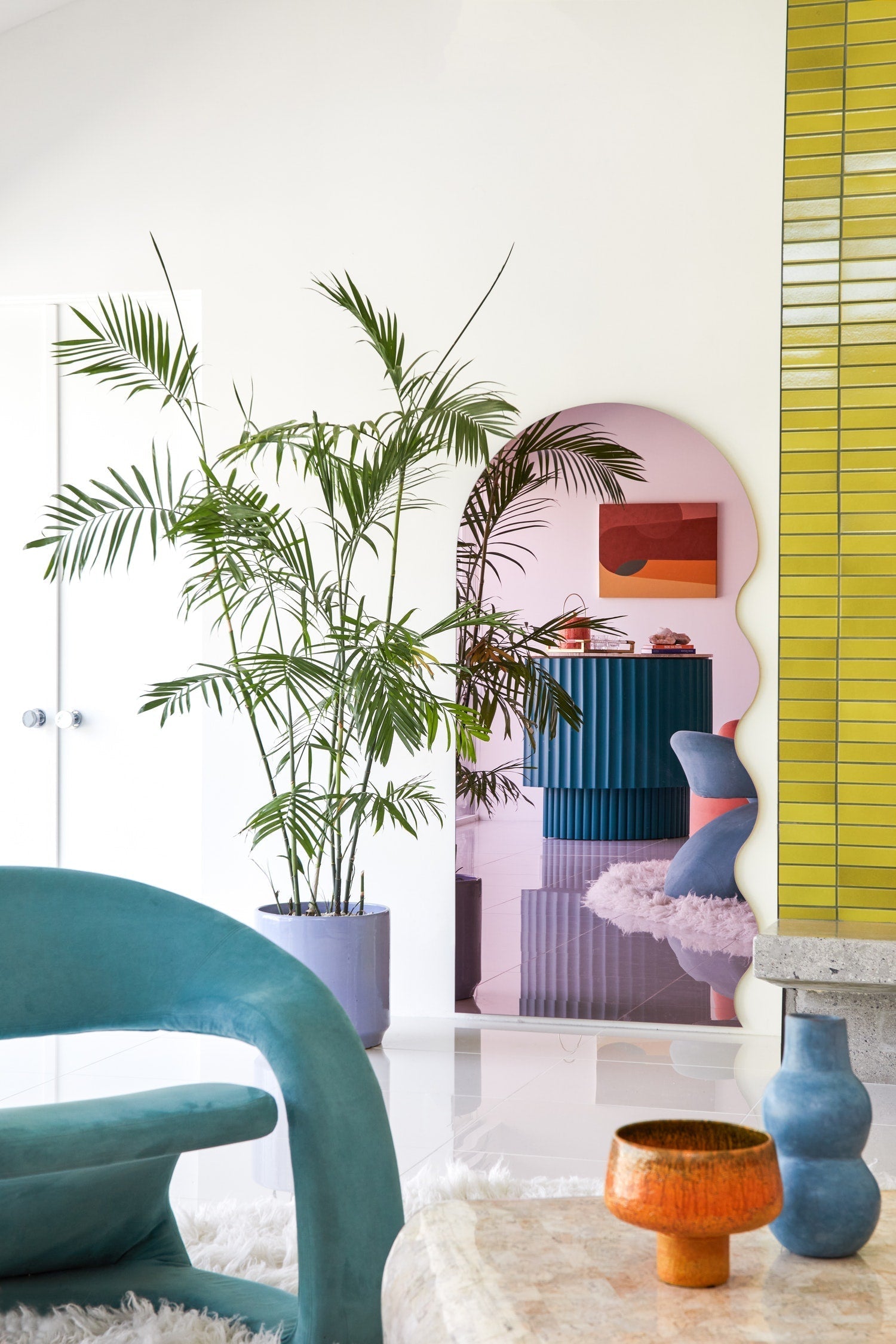 House of Joy − Playful Homes and Cheerful Living DIE GESTALTEN VERLAG UK LTD