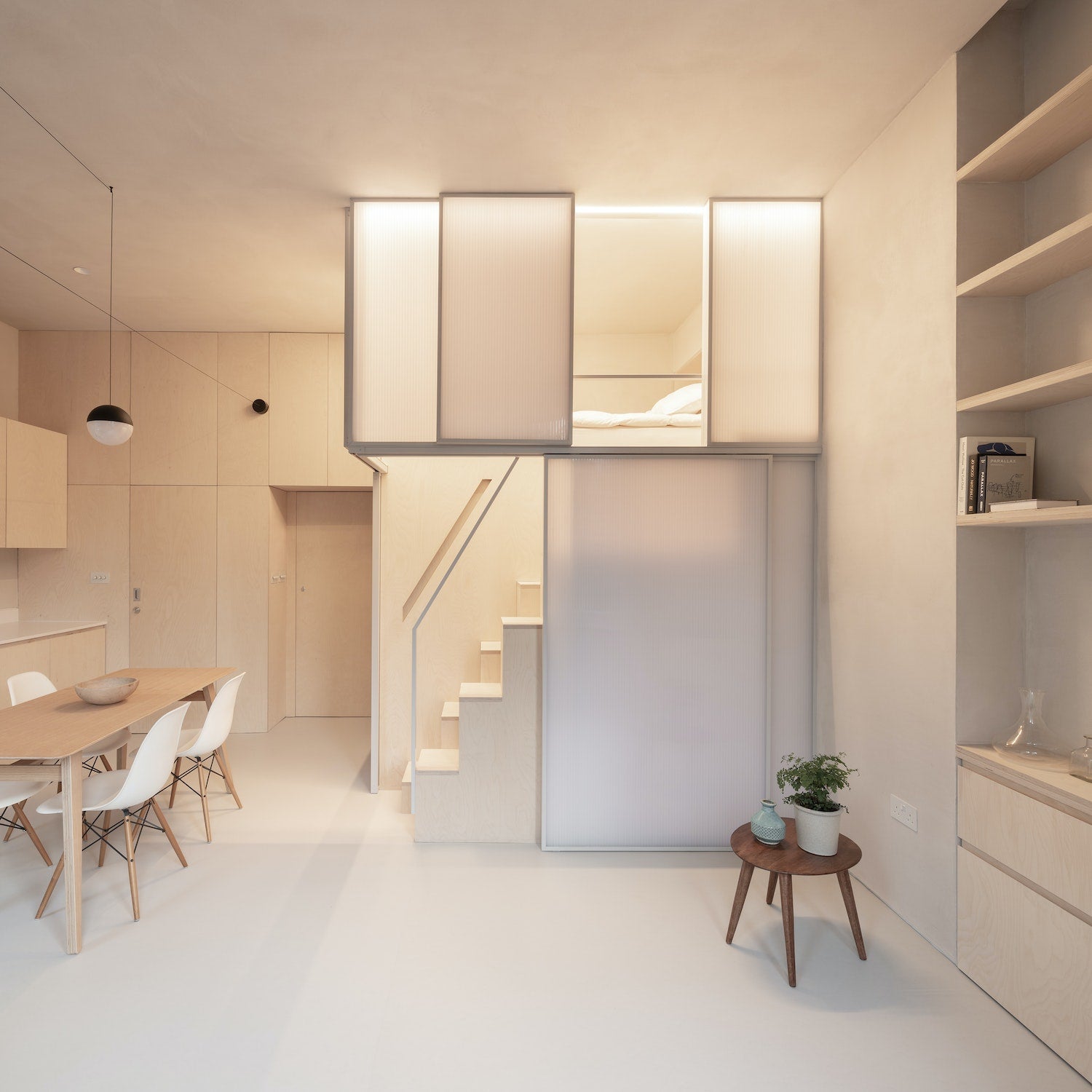 Pretty Small: Grand Living With Limited Space DIE GESTALTEN VERLAG UK LTD