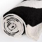 Joli Wave Black & White Rug | Rectangular | 80x150cm − 200x290cm The Rugs