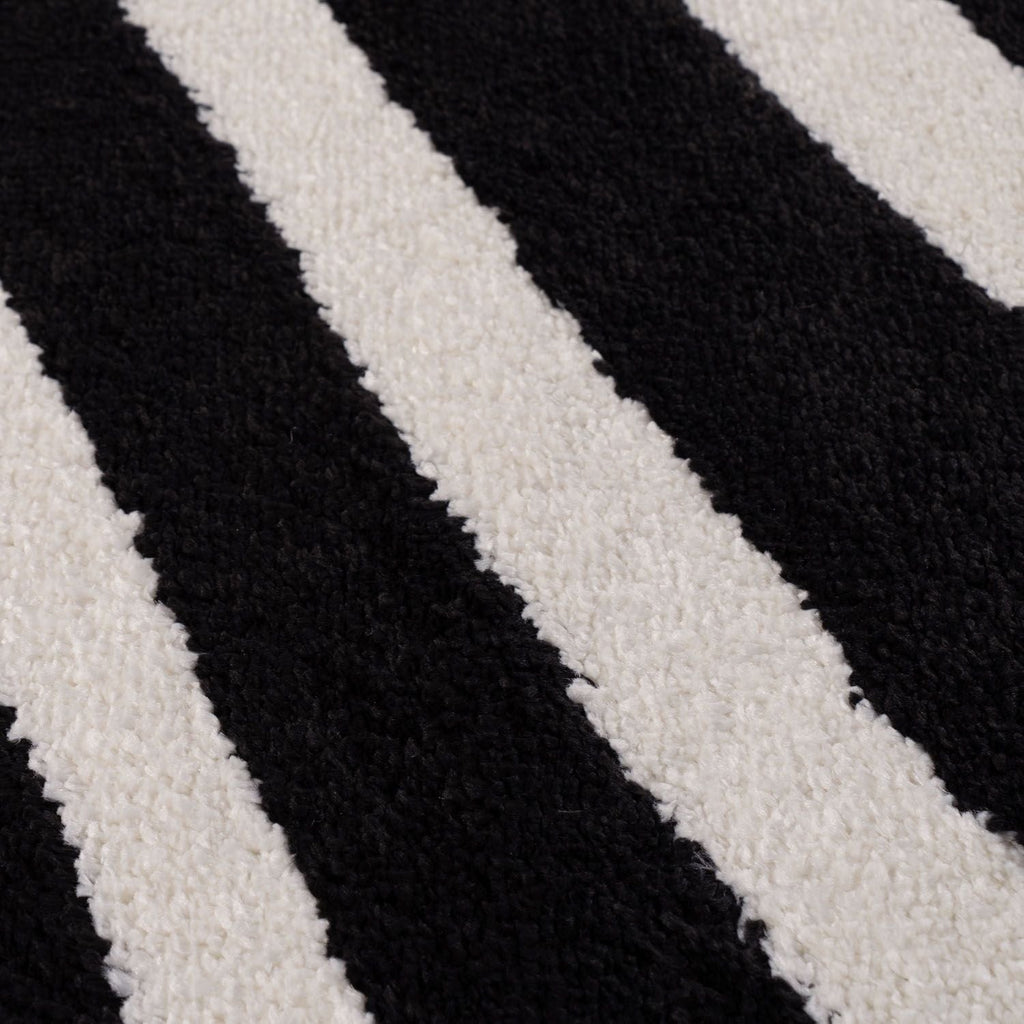 Joli Wavy Stripes Black & White Rug | Rectangular | 80x150cm − 200x290cm The Rugs
