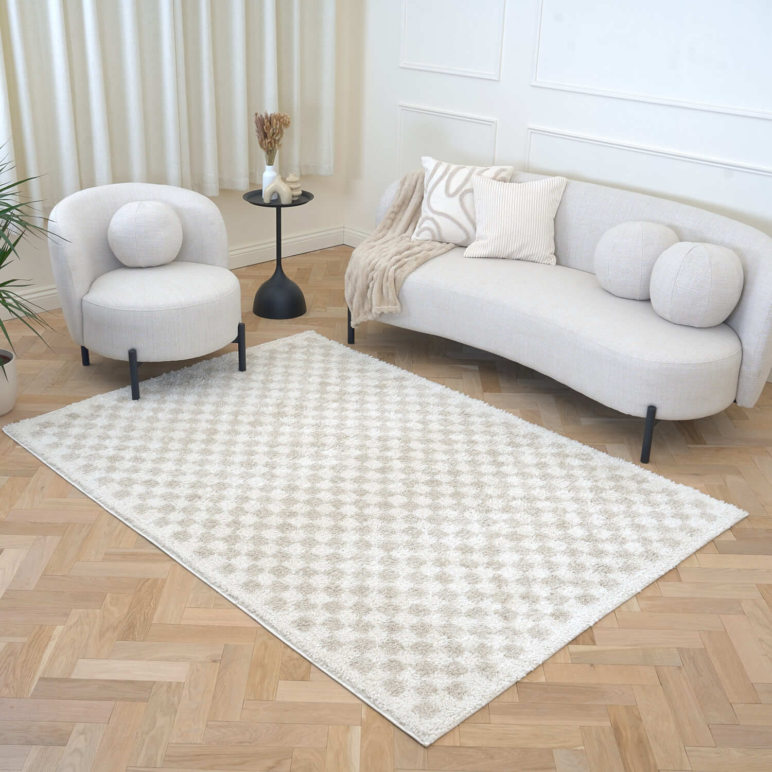 Moodi Shaggy Light Beige/White Rug | Rectangular | Round The Rugs