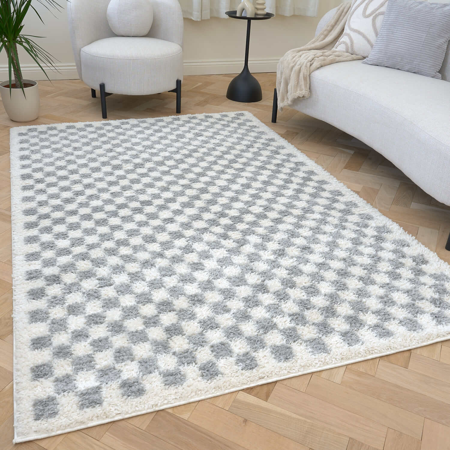 Moodi Shaggy Grey Checkered Rug | Rectangular | Round The Rugs