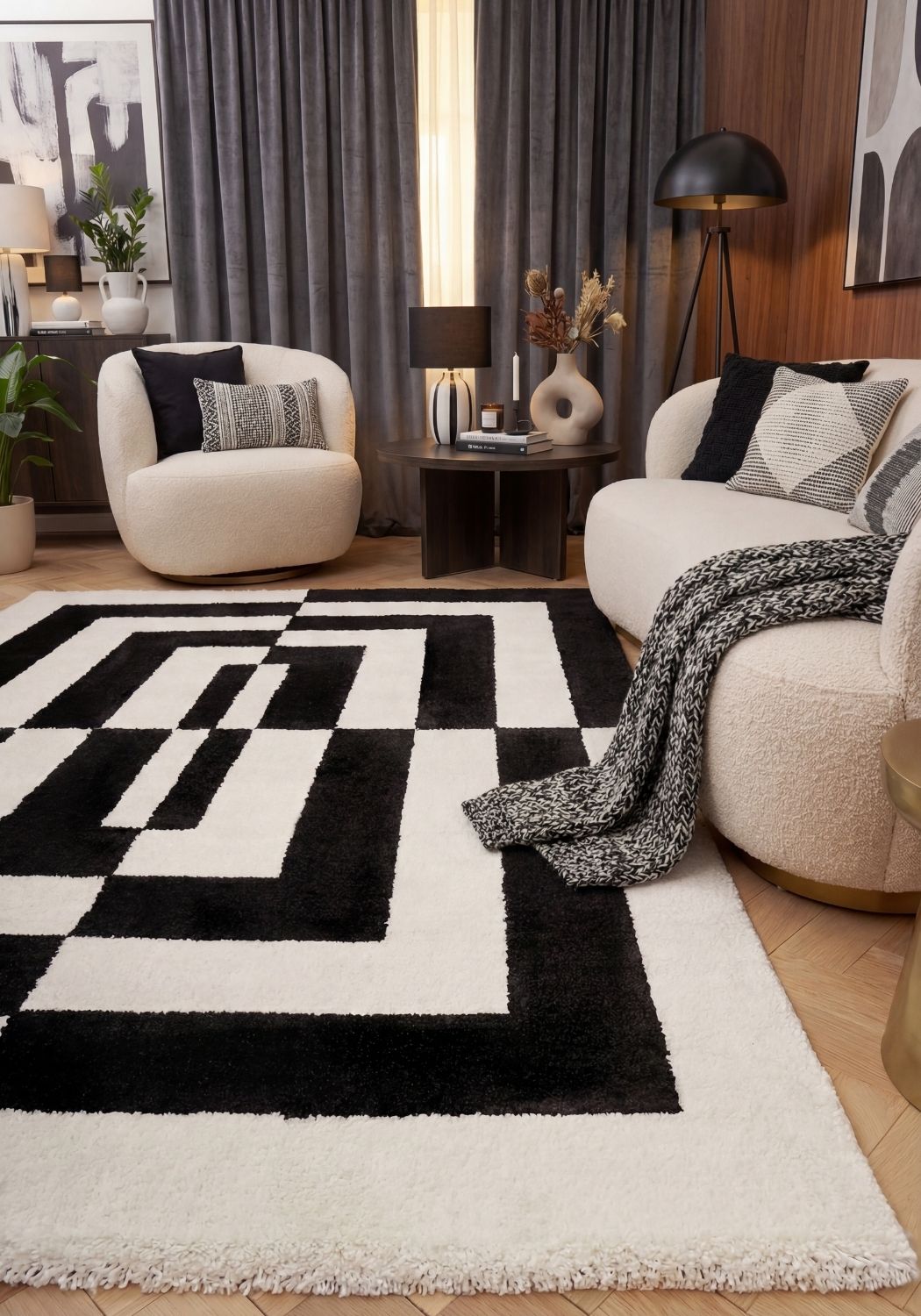 Joli Geometric Black & White Rug | Rectangular | 80x150cm − 200x290cm The Rugs