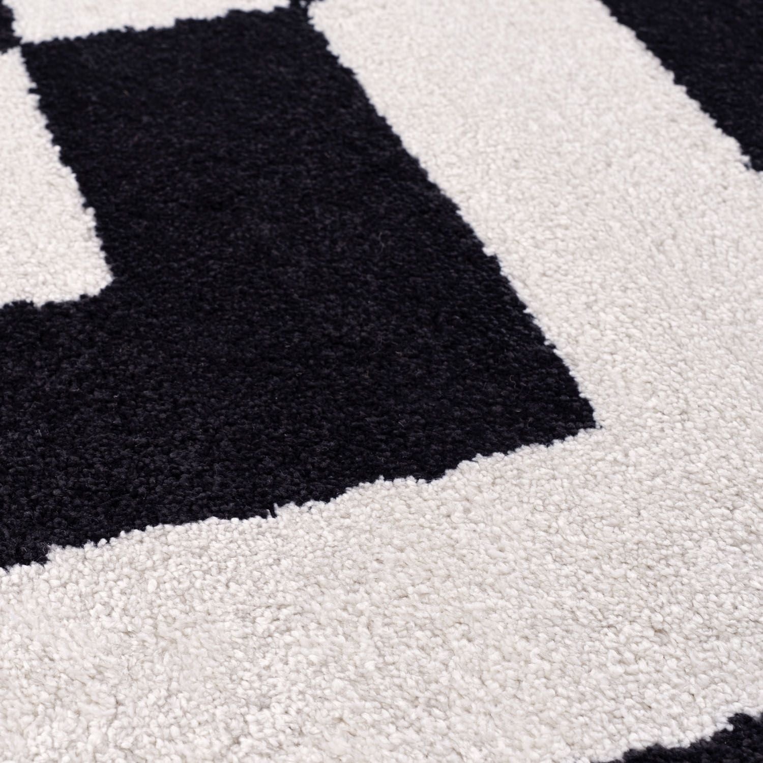 Joli Geometric Black & White Rug | Rectangular | 80x150cm − 200x290cm The Rugs