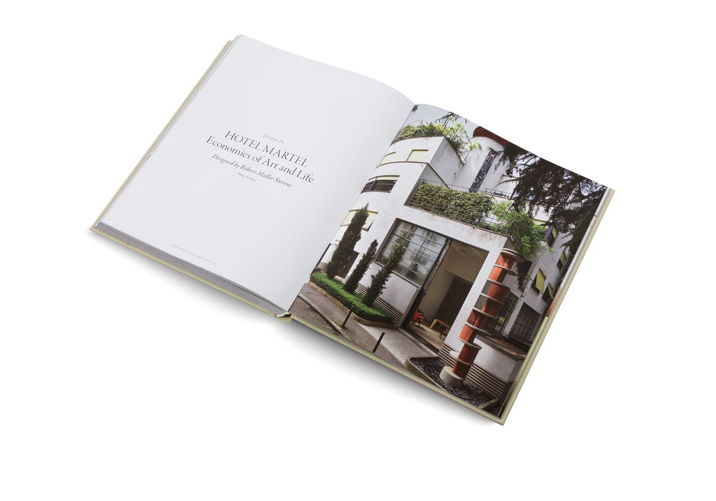 Living In − Modern Masterpieces of Residential Architecture DIE GESTALTEN VERLAG UK LTD