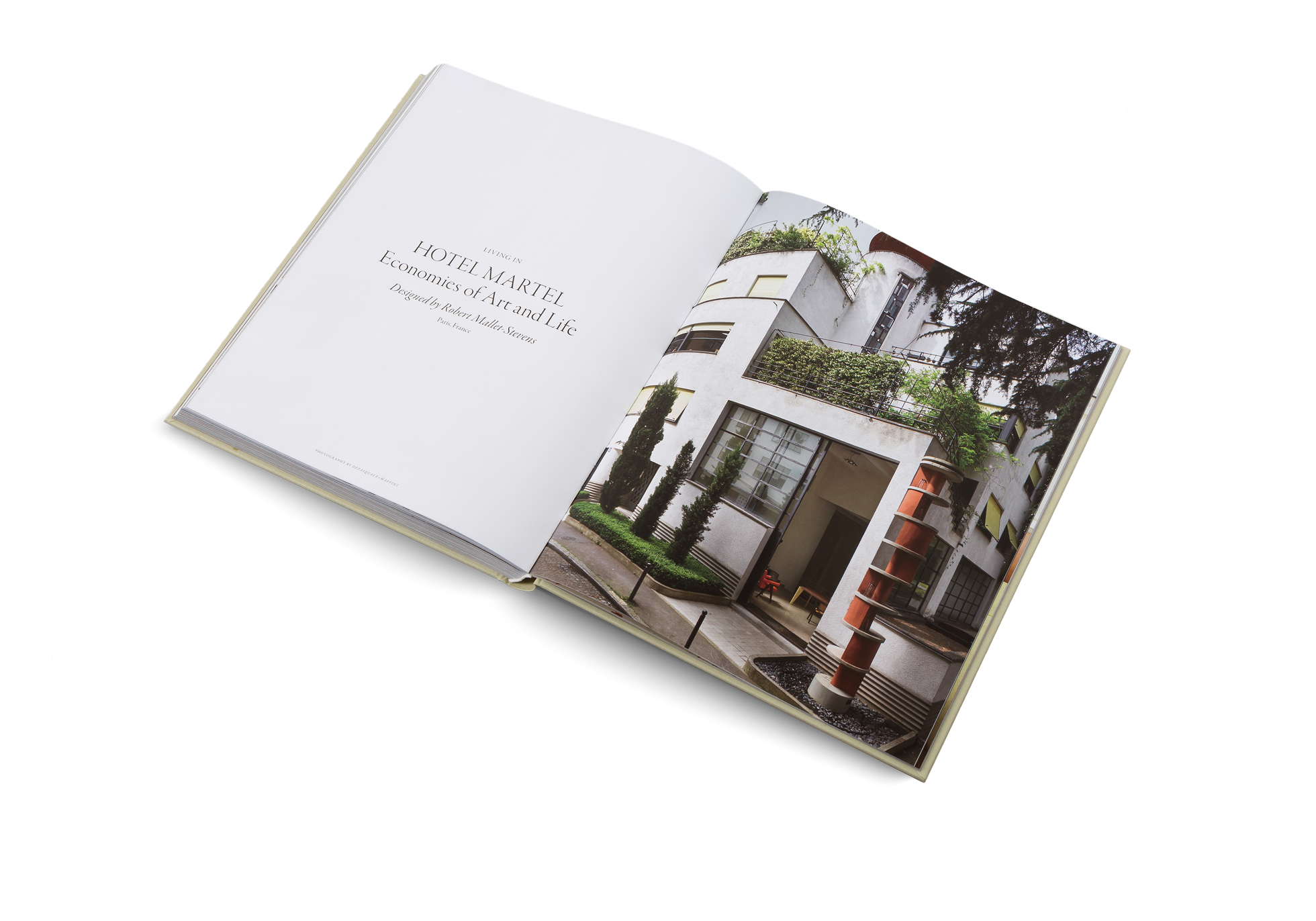 Living In − Modern Masterpieces of Residential Architecture DIE GESTALTEN VERLAG UK LTD