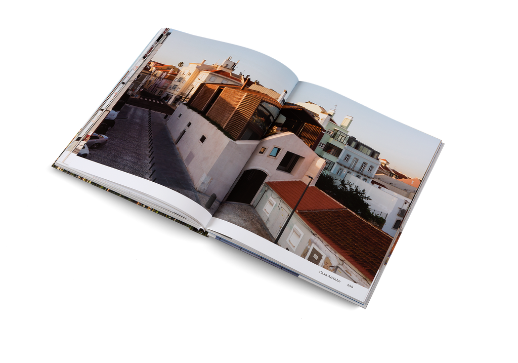 Brick By Brick − Architecture and Interiors Built with Bricks&nbsp; DIE GESTALTEN VERLAG UK LTD