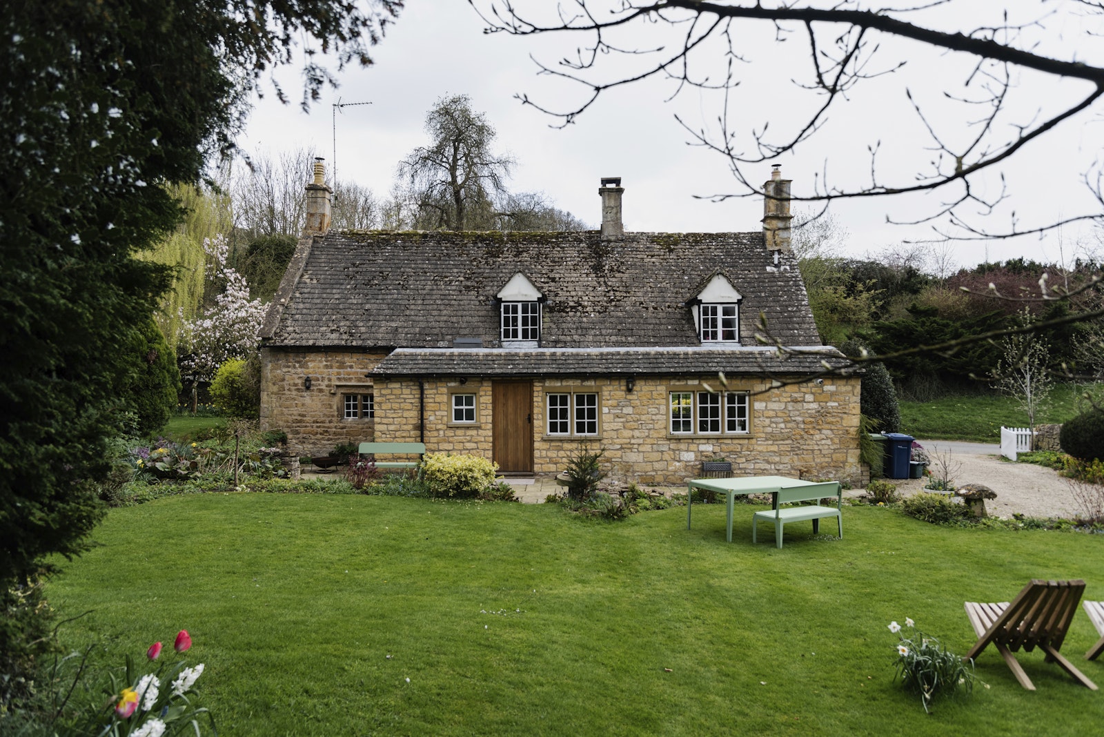 Cottagecore − New Countryside Living DIE GESTALTEN VERLAG UK LTD