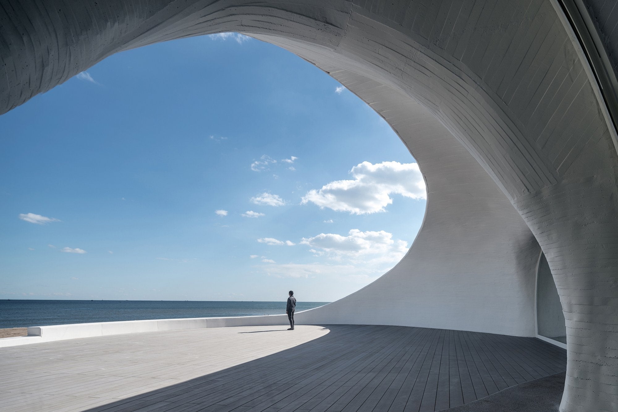 Beauty and the East − New Chinese Architecture DIE GESTALTEN VERLAG UK LTD
