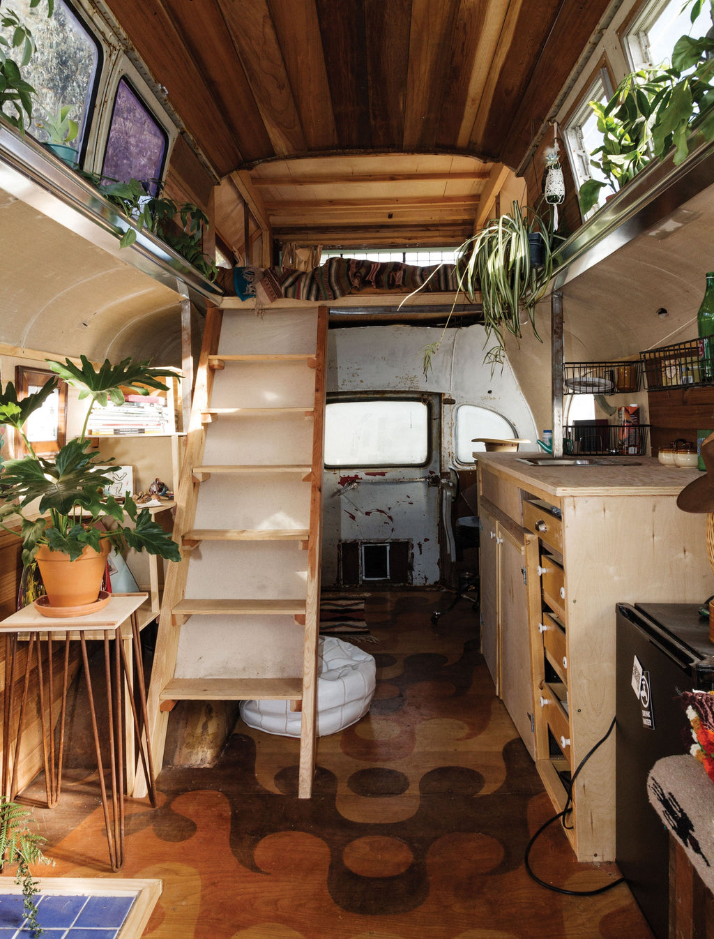 Surf Shacks − An Eclectic Compilation of Creative Surfer's Homes from Coast to Coast and Overseas DIE GESTALTEN VERLAG UK LTD