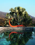 The New Mediterranean ­− Homes and Interiors Under the Southern Sun DIE GESTALTEN VERLAG UK LTD
