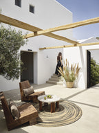The New Mediterranean ­− Homes and Interiors Under the Southern Sun DIE GESTALTEN VERLAG UK LTD