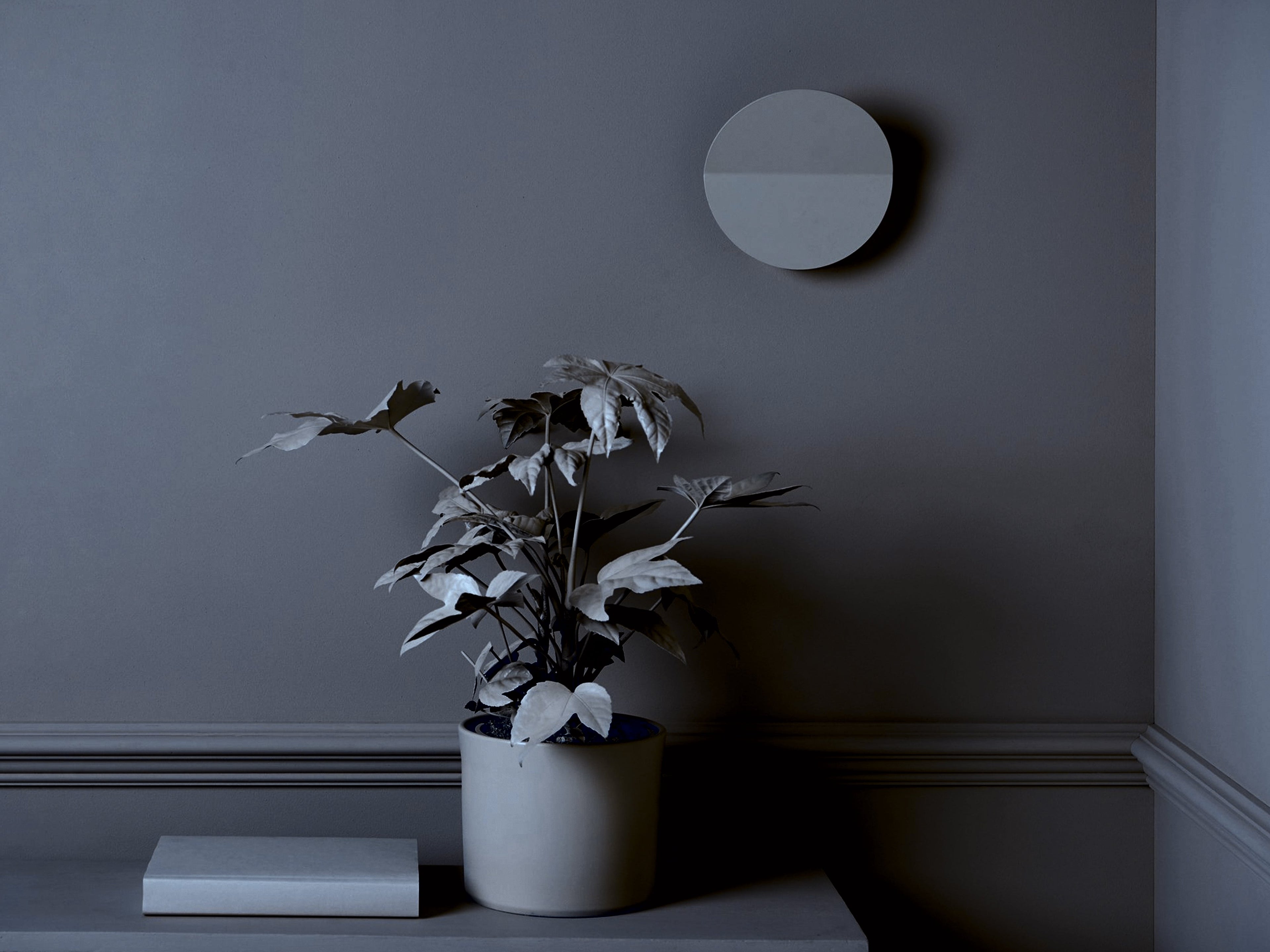 Charcoal grey diffuser wall light houseof KEFINO