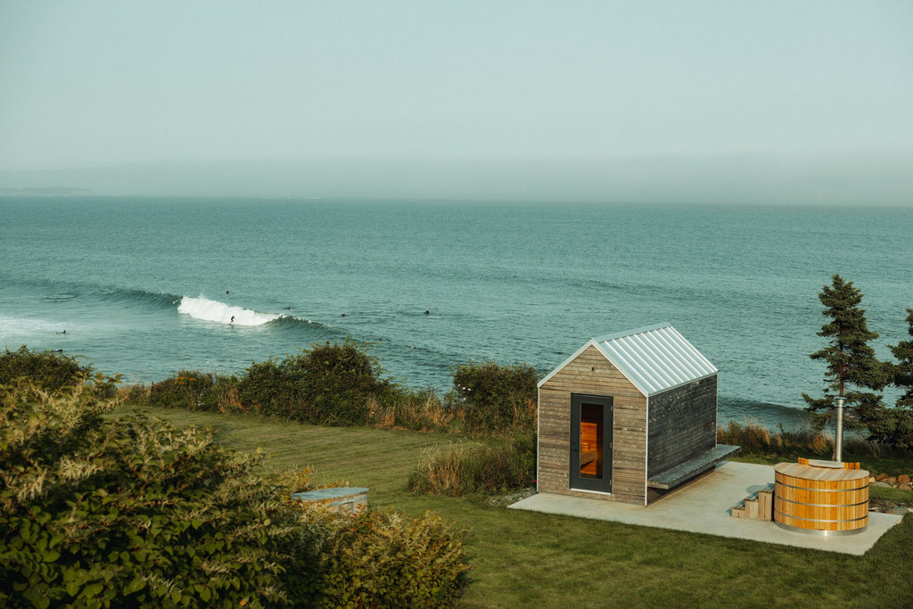 Surf Shacks Vol. 3 − Exploring the Spirit of Coastal Living DIE GESTALTEN VERLAG UK LTD