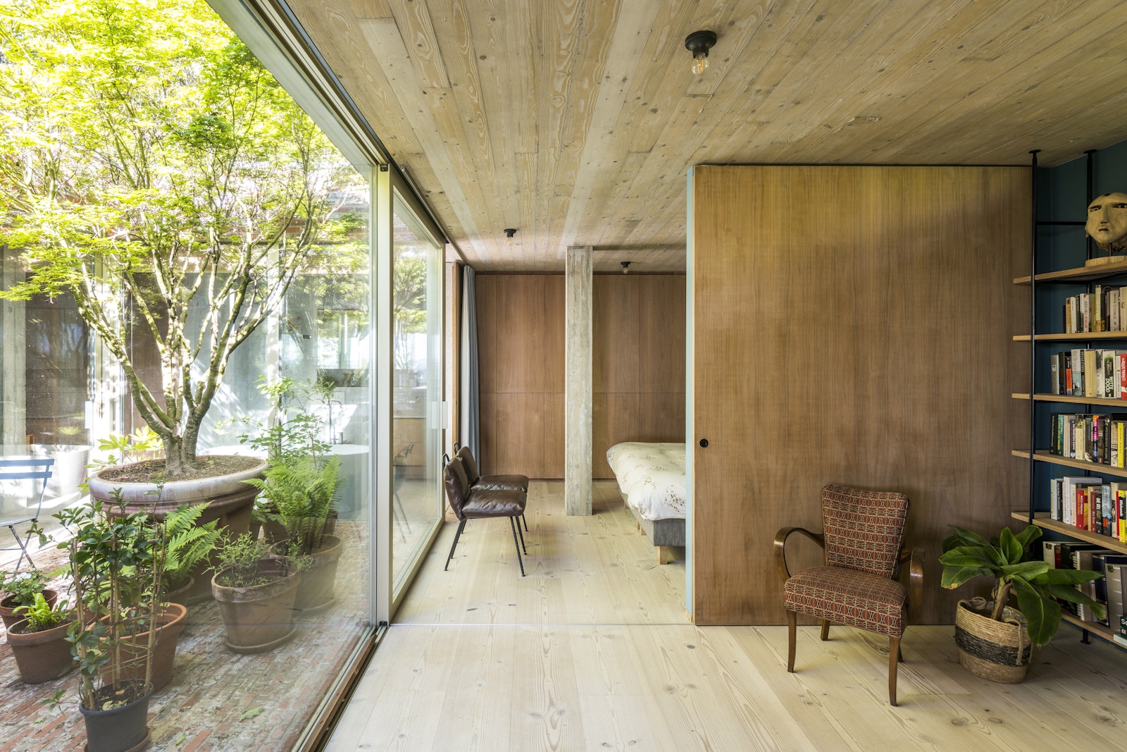 Creative Homes − Interiors and Design in Belgium