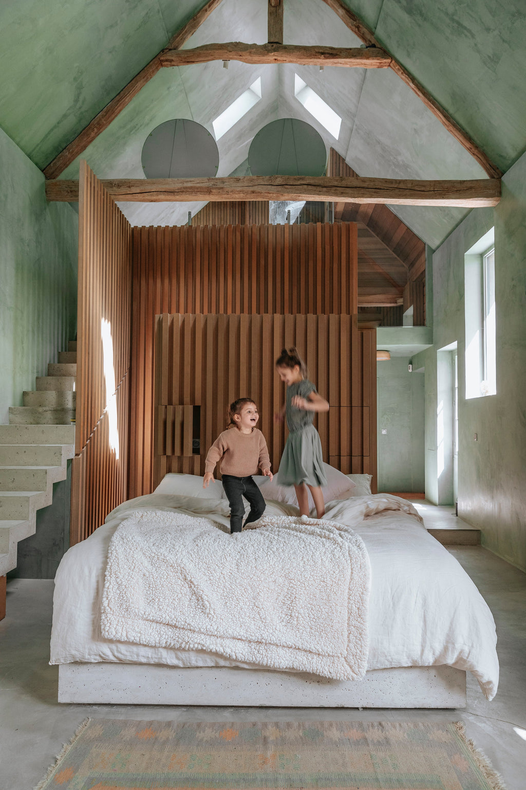 Inspiring Family Homes − Family-friendly Interiors and Design DIE GESTALTEN VERLAG UK LTD