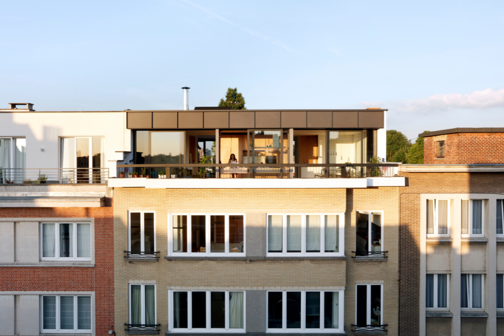 Penthouse Syndrome − Interiors Above the City DIE GESTALTEN VERLAG UK LTD