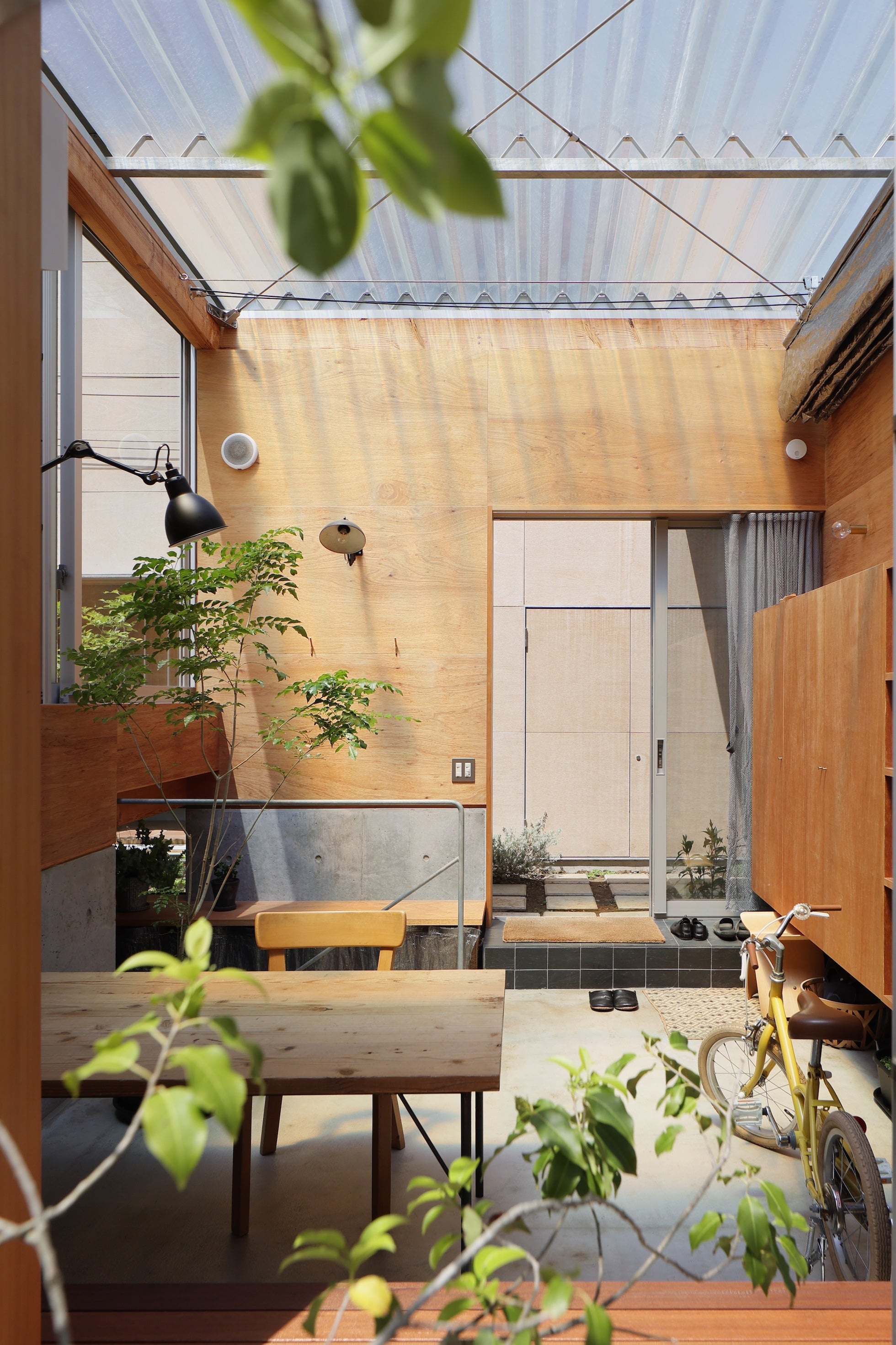 A House in Japan − Lessons in Living DIE GESTALTEN VERLAG UK LTD
