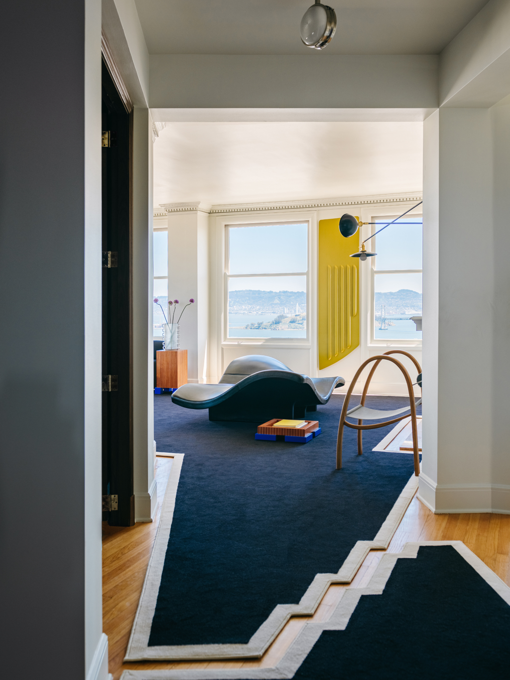 Penthouse Syndrome − Interiors Above the City DIE GESTALTEN VERLAG UK LTD